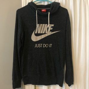 Nike Women’s Sweatshirt